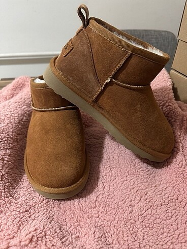 Ugg Ugg model ayakkabi