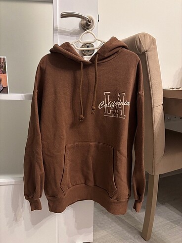 Pull and Bear pull and bear sweatshirt
