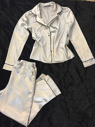 Saten pijama takımı