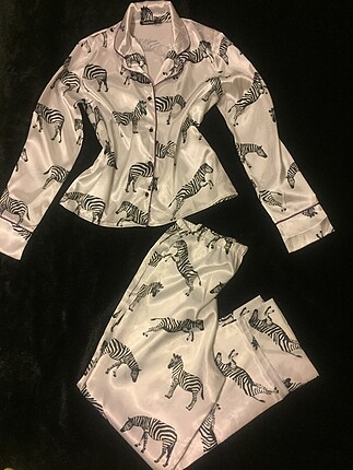 Saten pijama takımı