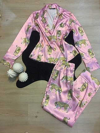Saten pijama takımı
