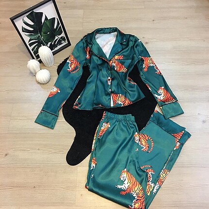 Saten pijama takımı