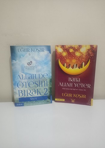 Uğur Koşar'dan İki Dini Kitap Seti