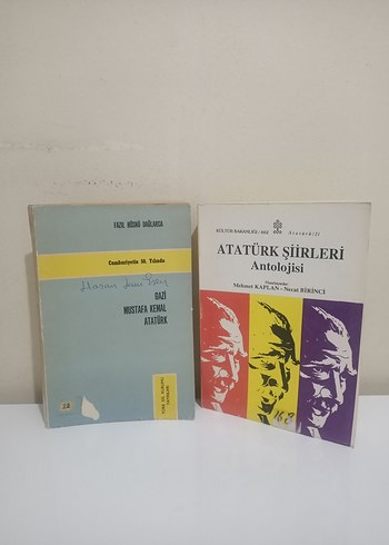 Atatürk Şiirleri Antolojisi ve Bazı Mustafa Kemal Atatürk Kitapl