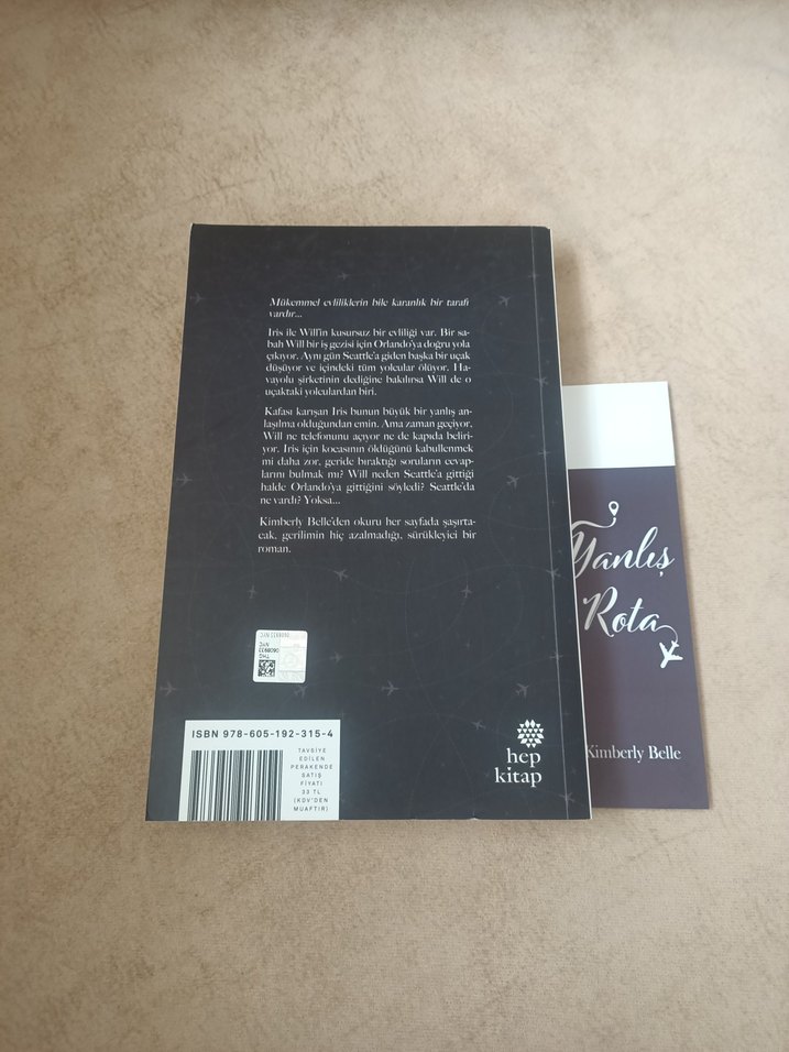 Yanlış Rota - Kimberly Belle Şiir Kitabı - Görsel 2