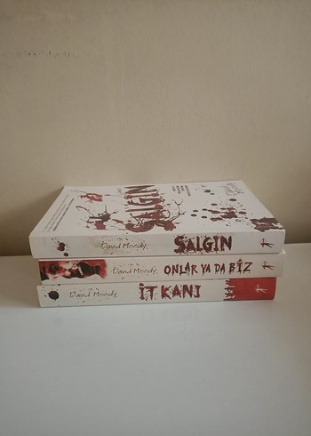 David Moody Üçlemesi: Salgın, Onlar Ya Da Biz, İt Kanı