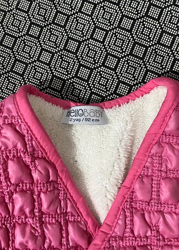 Düğmeli Pembe Kız Çocuk Yeleği - Görsel 2
