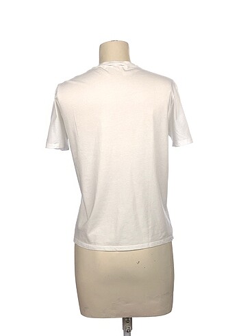 s Beden Zara T-shirt %70 İndirimli.