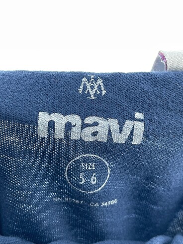 universal Beden Mavi Jeans T-shirt %70 İndirimli.