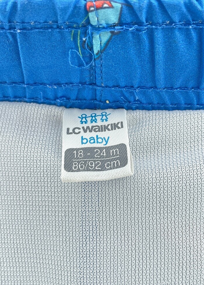 LC Waikiki Mini Şort %70 İndirimli. - Görsel 4