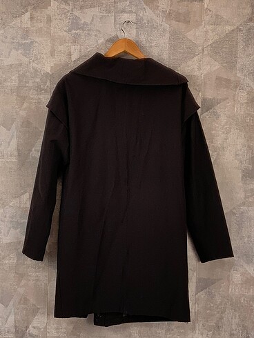 Zara Zara Mont %70 İndirimli.