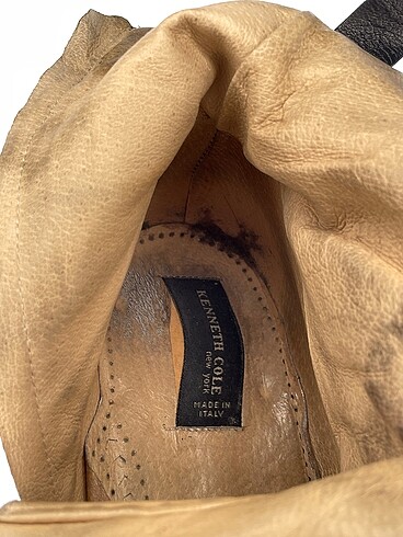 42 Beden siyah Renk Kenneth Cole Bot %70 İndirimli.