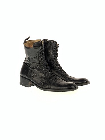 Kenneth Cole Kenneth Cole Bot %70 İndirimli.