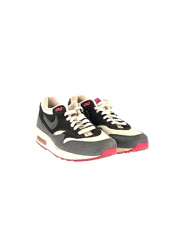 Nike Nike Spor Ayakkabı %70 İndirimli.