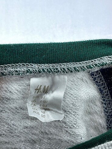 universal Beden H&M Sweatshirt %70 İndirimli.