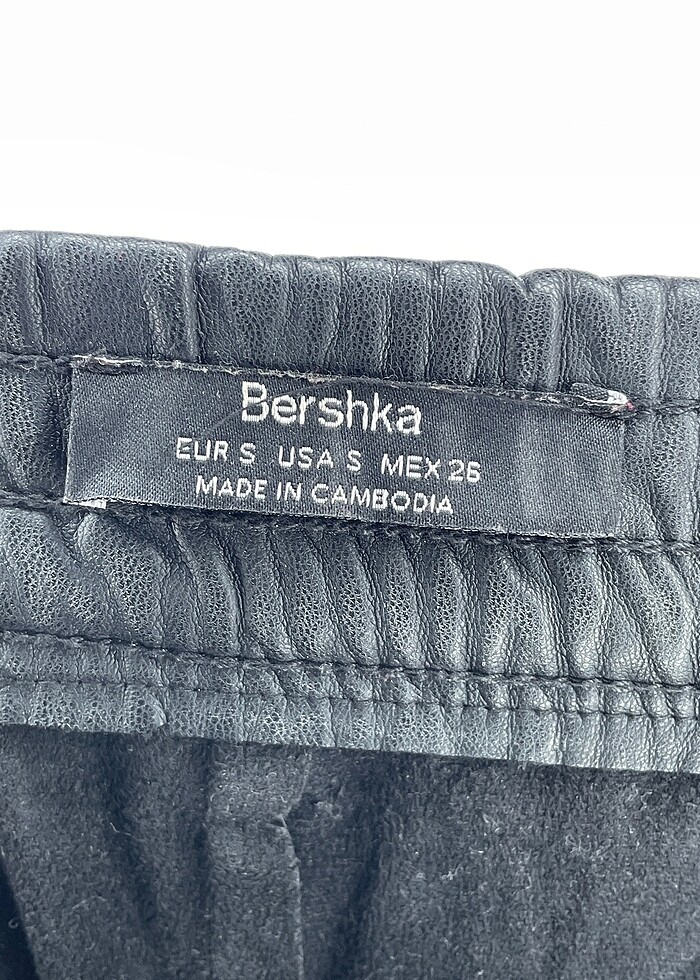 Bershka Düz Kesim %70 İndirimli. - Görsel 4