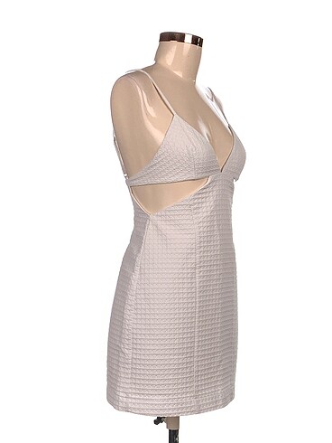 Zara Zara Kısa Elbise %70 İndirimli.
