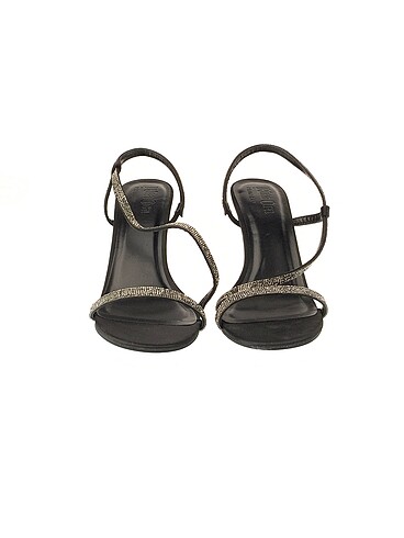 41 Beden Primark Platform %70 İndirimli.