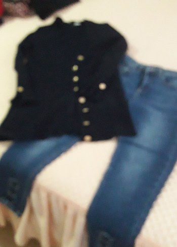 Düğmeli Siyah Kadın Midi Hırka - Görsel 3