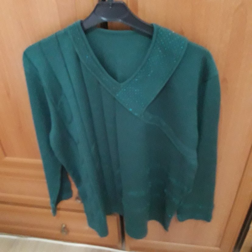 Drapeli V Yakalı Kadın Bluz - Görsel 3