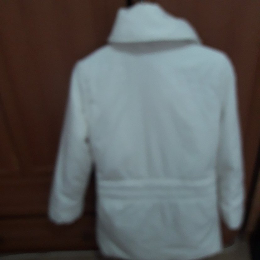 Düğmeli Beyaz Mini Kadın mont - Görsel 2