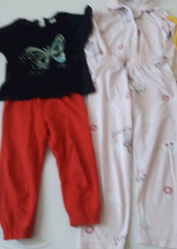2 Yaş Beden Kısa Kollu Fırfırlı Sarı Bebek Takımı