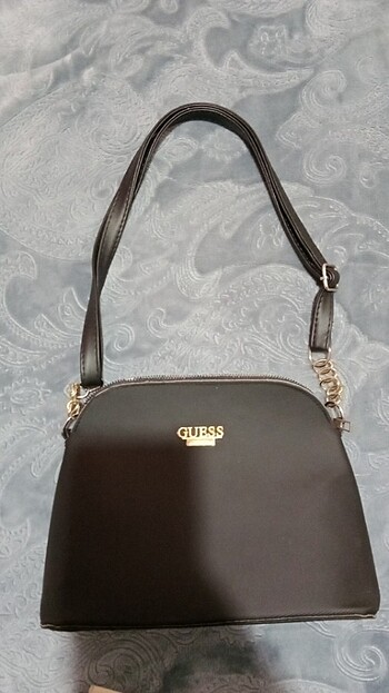 Guess Yeni canta
