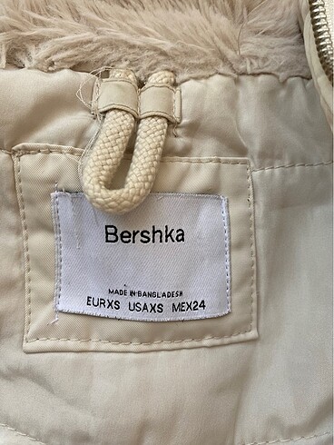 Bershka Montt