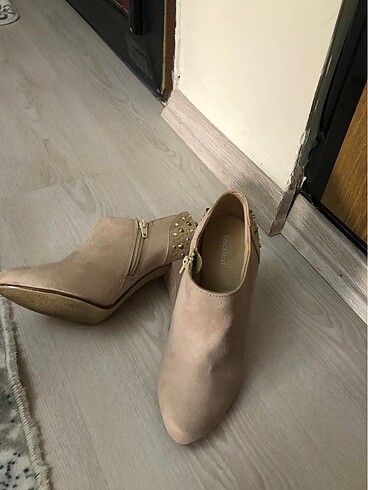 Zara mini buti