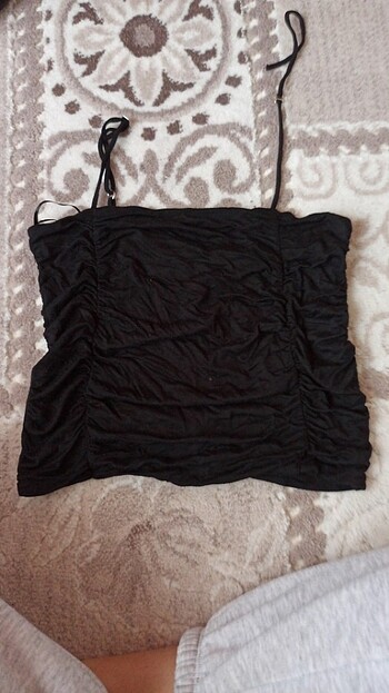 Siyah Stradivarius askılı Crop