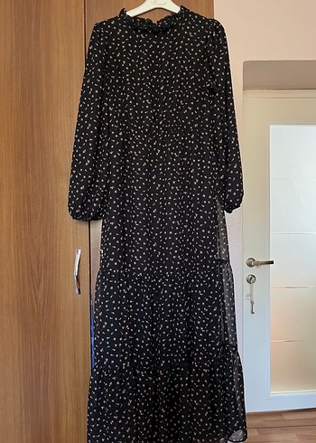 LC Waikiki Uzun şifon elbise