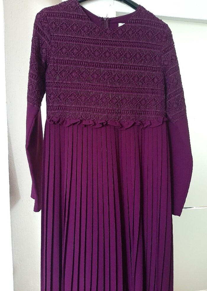 Pileli elbise - Görsel 3