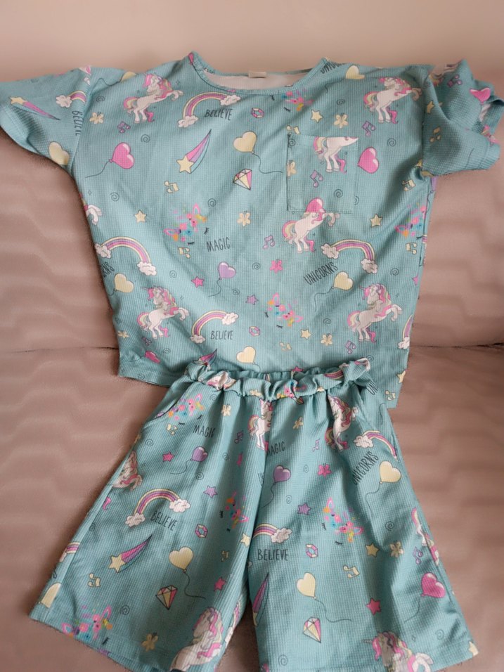 Turkuaz Kız Çocuk Baskılı Pliseli takım - Görsel 3