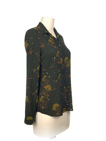 Diğer PreLoved Gömlek %70 İndirimli.