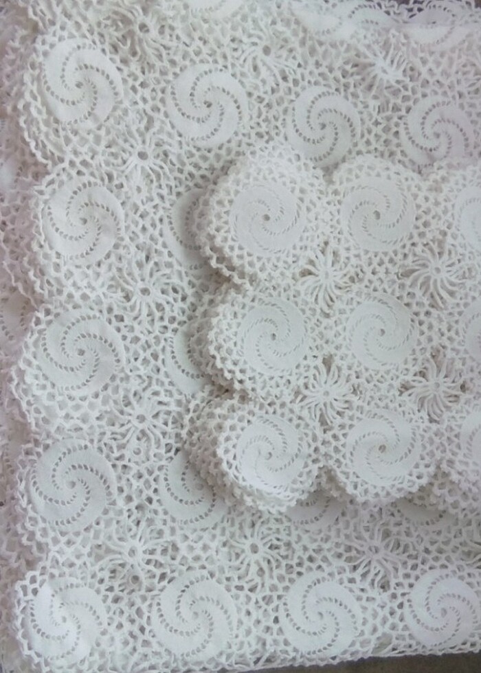 Acil çeyizlik 12 kisilik masa 16 parça ve etek veya yatak örtüsü - Görsel 4