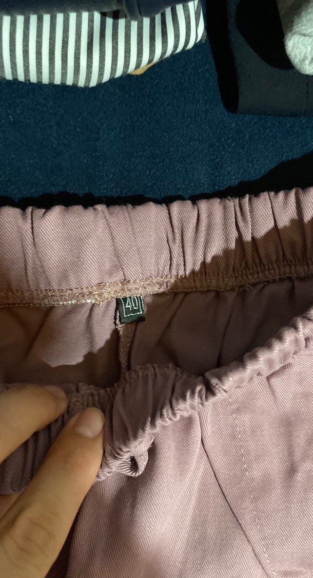 Bol Kesim Kemerli Keten Hamile Şortu - Görsel 2