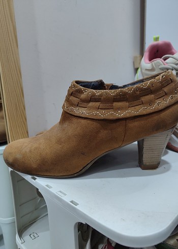 Bershka Kahverengi Suet Tokali Kadin Bot