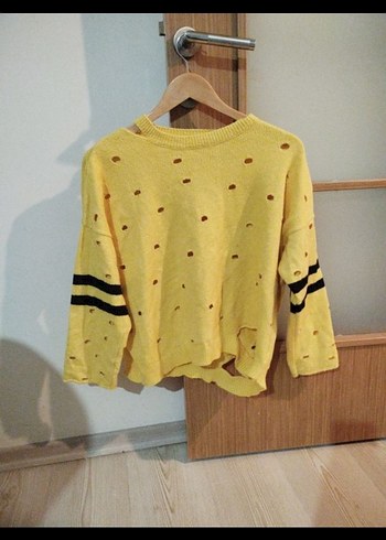 Sarı Delikli Örgü Kadın Kazak - Görsel 3