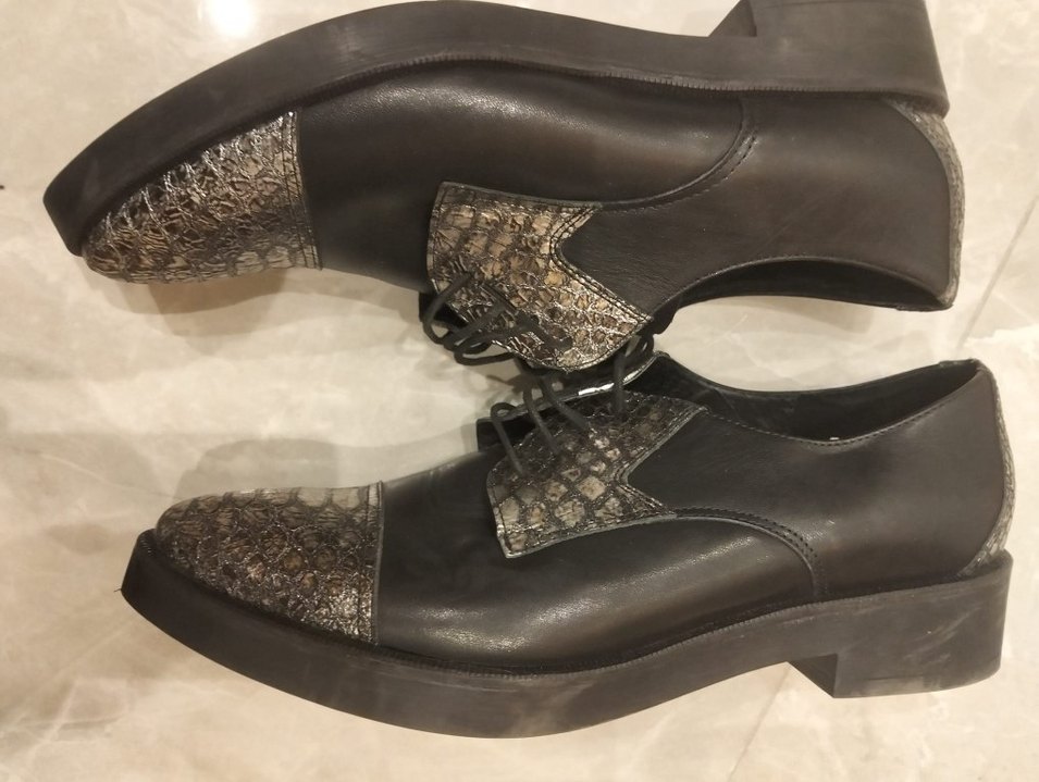 DERIMOD Siyah Yılan Derisi Desenli Kadın Ayakkabı - Görsel 2