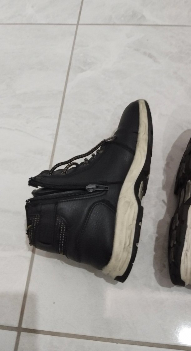 Siyah Kemerli Erkek Çocuk Botu - Görsel 5