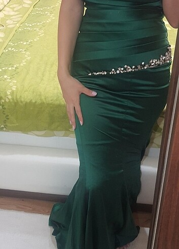 m Beden Gece Elbisesi