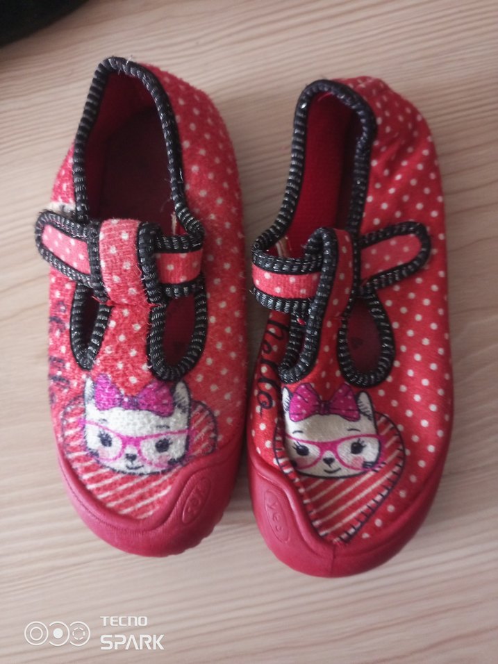 Kız Çocuk Renkli Cırt Cırtlı Ev Terliği - Görsel 4