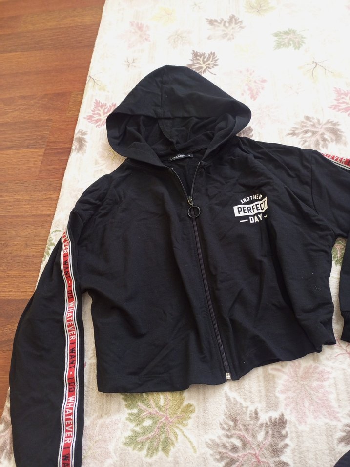 Kız Çocuk Kapüşonlu Fermuarlı Siyah Ceket - Görsel 4