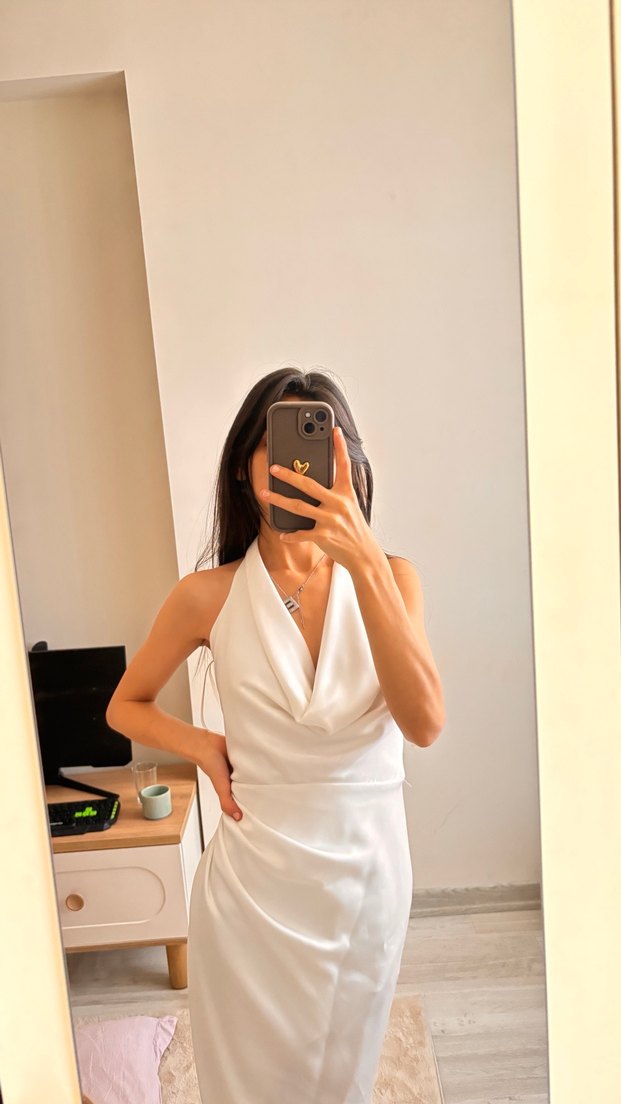 Beyaz Drapeli Midi Elbise - Görsel 2