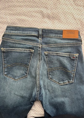 27 Beden Tommy Hilfiger Orijinal Jean