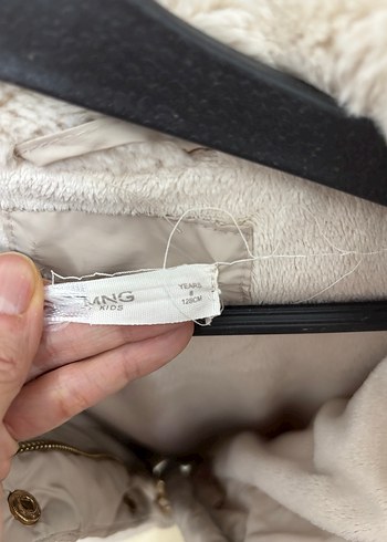 Kürklü Bej kız çocuk Kışlık kaban 8 yaş - Görsel 3