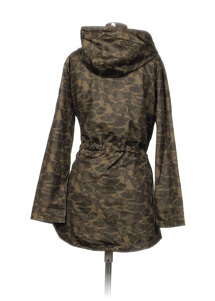 LC Waikiki Yağmurluk %70 İndirimli. - Görsel 3