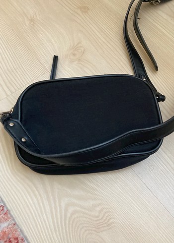 Siyah Deri Kadın Çapraz Çanta - Görsel 2