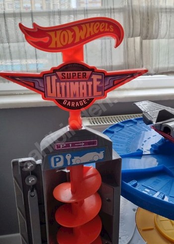 Beden Renk Hot Wheels Ultimate Garaj Dev Kule