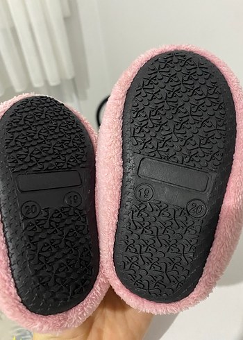 Kızlar için Pembe Peluş Ev Terliği - Görsel 2